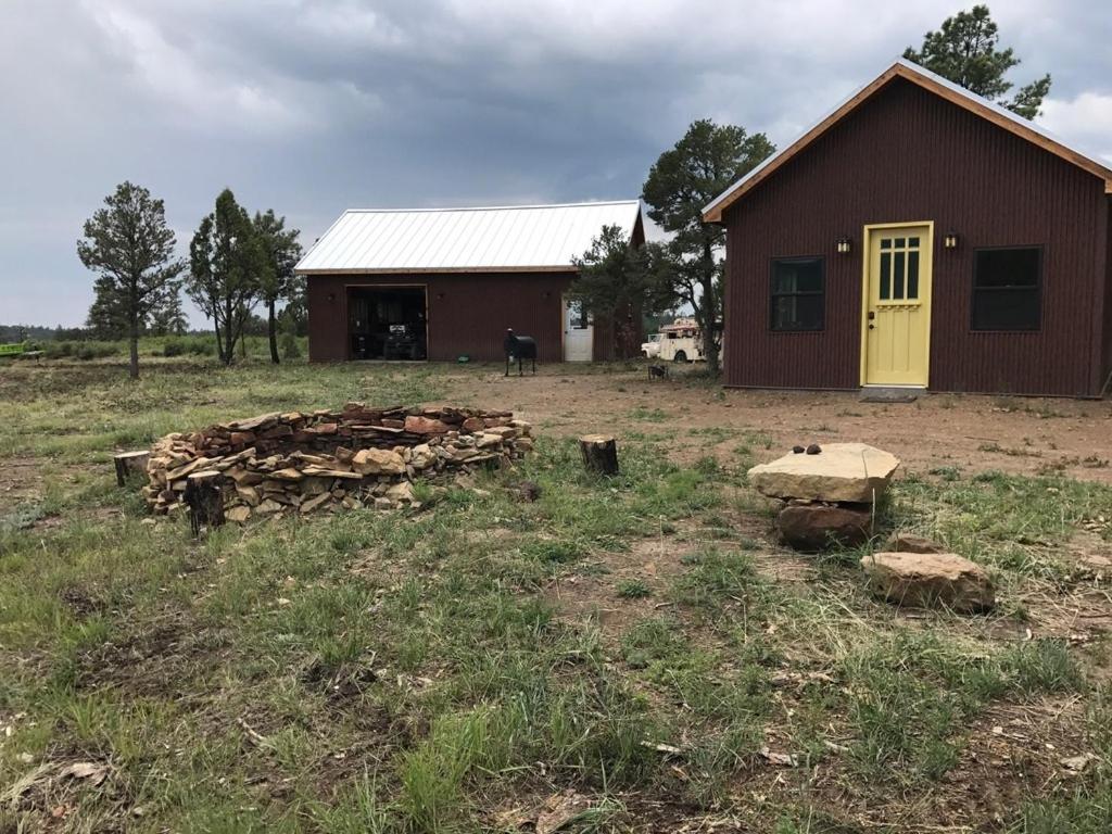 Old Raton Pass Base Camp Cabin With Loft Northern New Mexico Mountain Ranch On Colorado Border Cabin Exterior photo